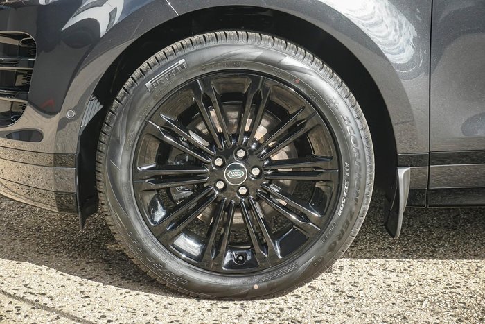 2025 Land Rover Range Rover Evoque P250 Dynamic SE