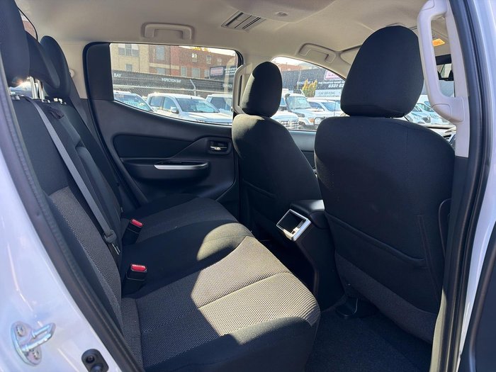 2023 Mitsubishi Triton GLS