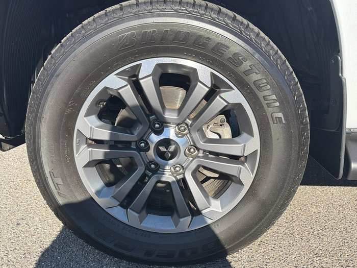 2023 Mitsubishi Triton GLS