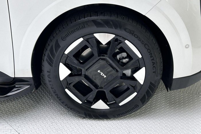 2024 Kia Carnival GT-Line