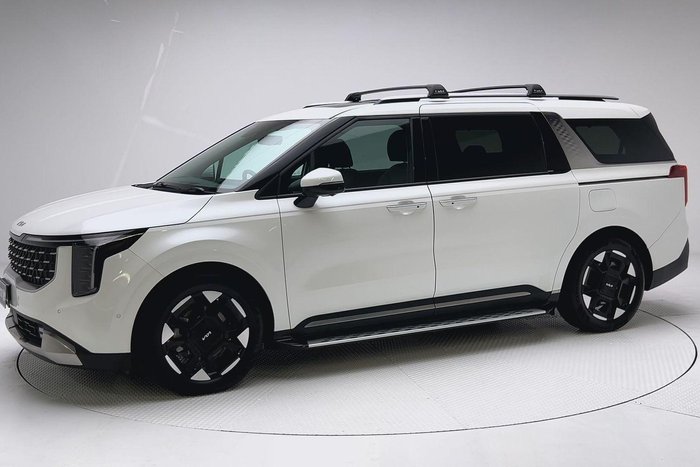 2024 Kia Carnival GT-Line