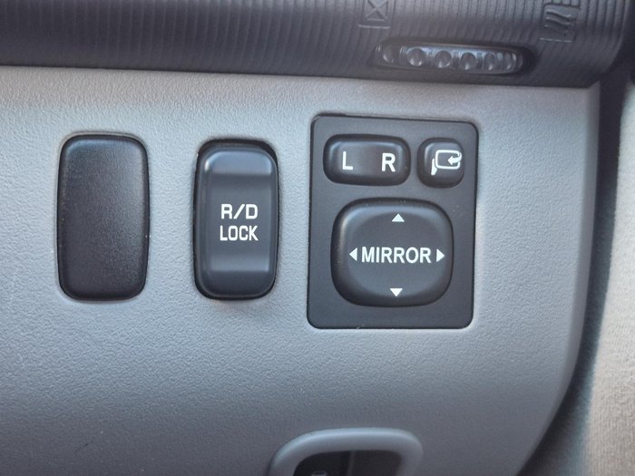 2015 Mitsubishi Challenger