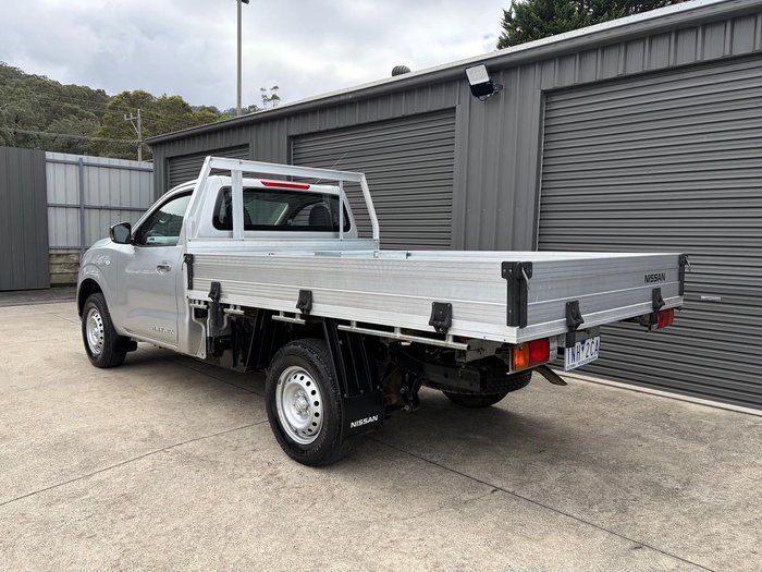 2018 Nissan Navara RX