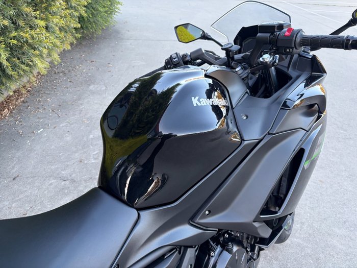2025 Kawasaki NINJA 650L Black