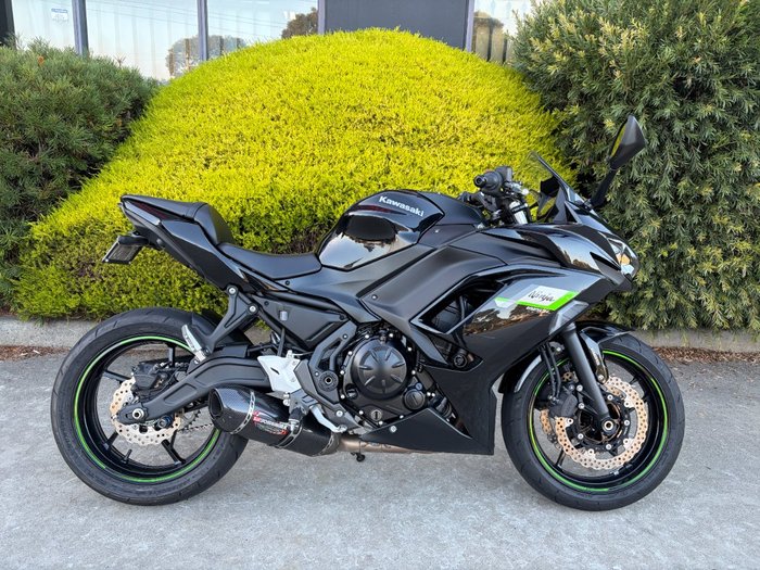 2025 Kawasaki NINJA 650L Black