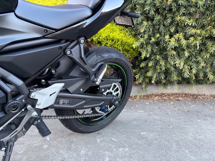 2025 Kawasaki NINJA 650L Black