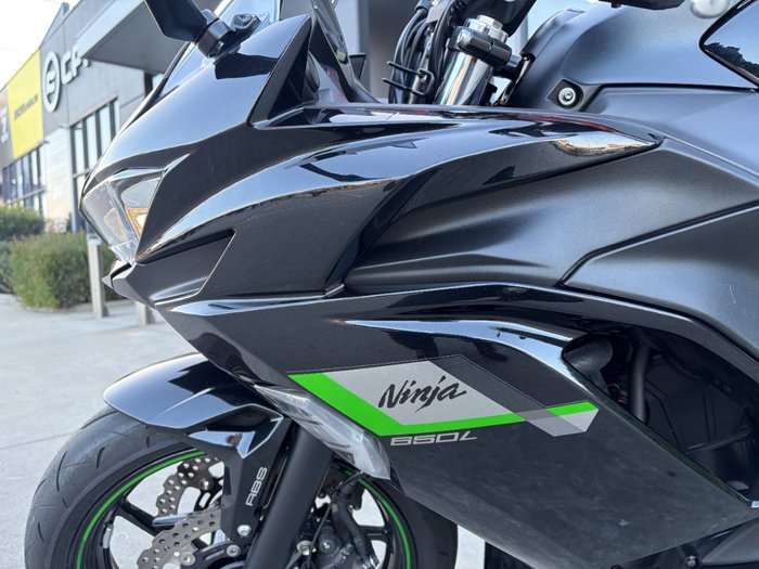 2025 Kawasaki NINJA 650L Black