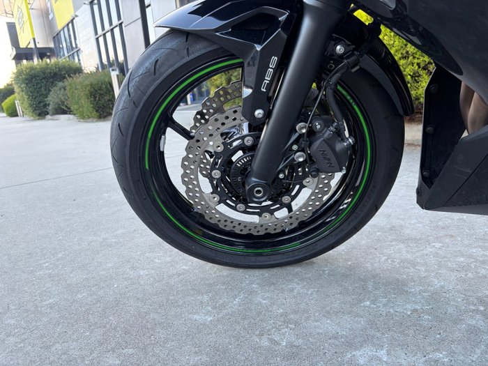 2025 Kawasaki NINJA 650L Black
