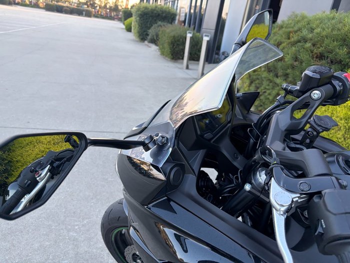 2025 Kawasaki NINJA 650L Black