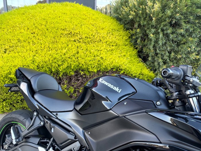 2025 Kawasaki NINJA 650L Black