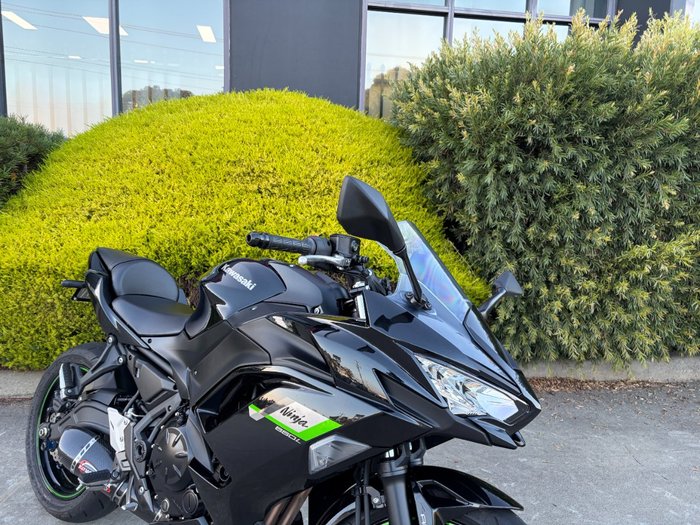 2025 Kawasaki NINJA 650L Black
