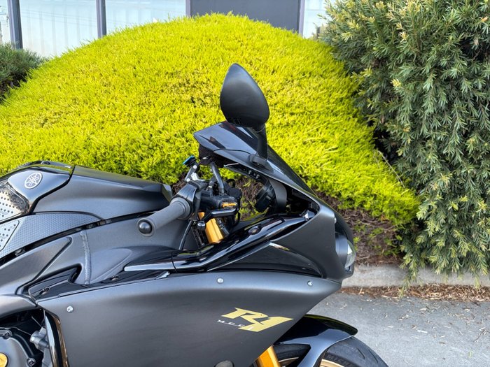 2009 Yamaha YZF-R1 Black