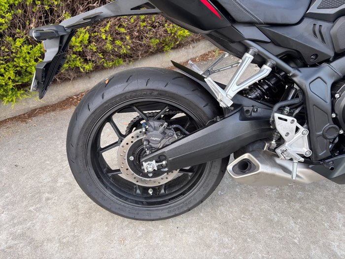 2025 Honda CBR650R Black