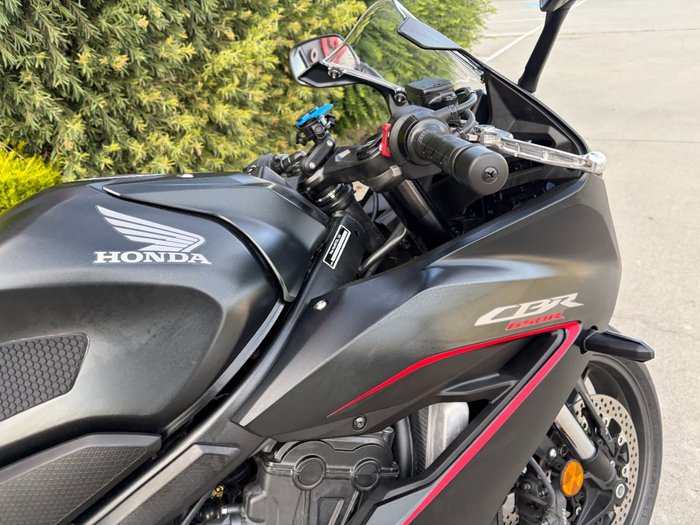 2025 Honda CBR650R Black