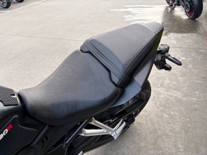 2025 Honda CBR650R Black