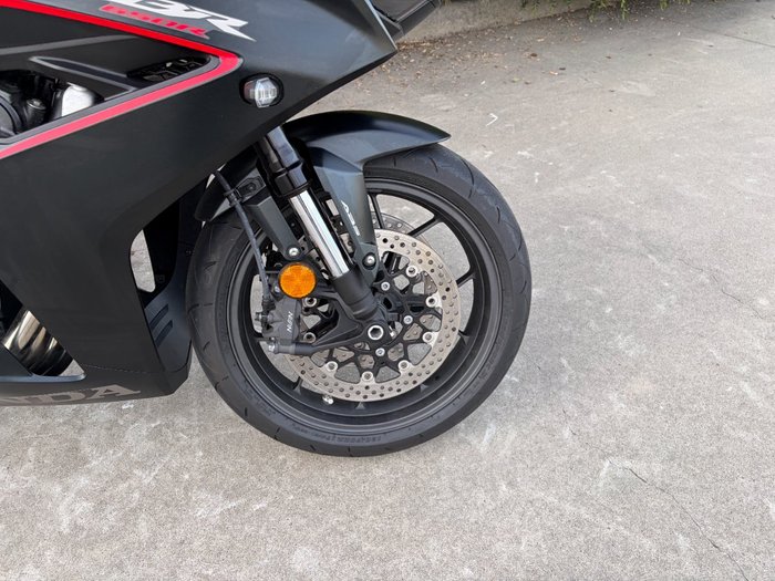 2025 Honda CBR650R Black