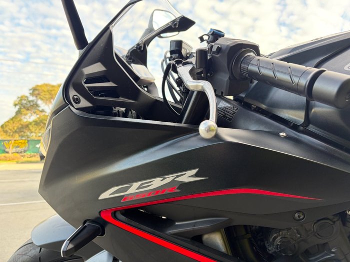 2025 Honda CBR650R Black