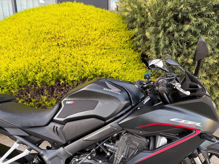 2025 Honda CBR650R Black