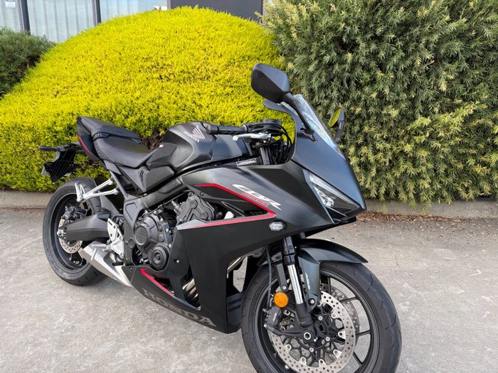 2025 Honda CBR650R Black