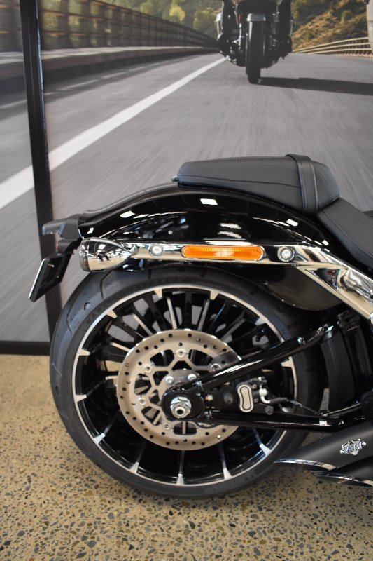 2026 HARLEY-DAVIDSON FXBR BREAKOUT (117)
