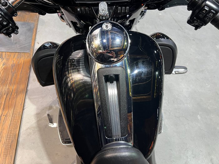2018 HARLEY-DAVIDSON FLHTK ULTRA LIMITED