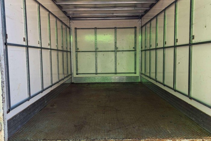 2022 Isuzu N Series NNR 45-150 White