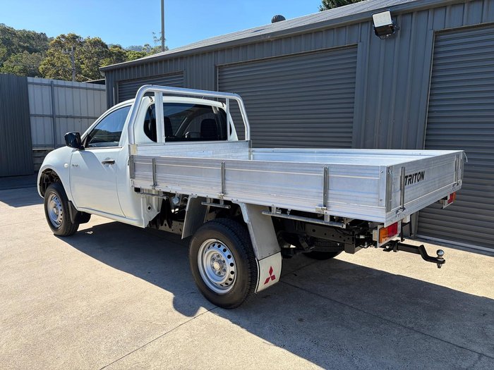 2014 Mitsubishi Triton GLX