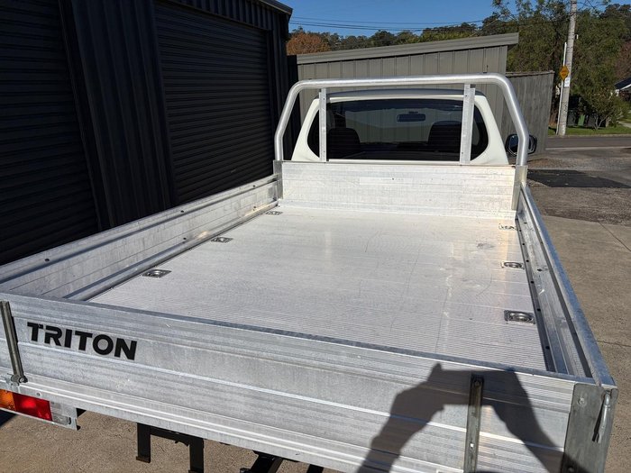 2014 Mitsubishi Triton GLX