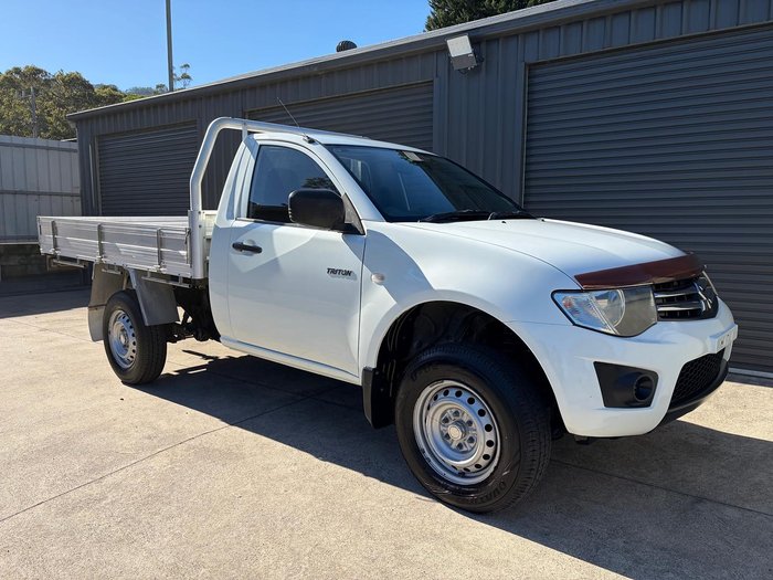 2014 Mitsubishi Triton GLX