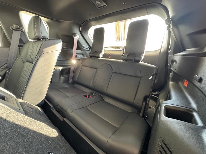 2025 Mitsubishi Outlander PHEV GSR