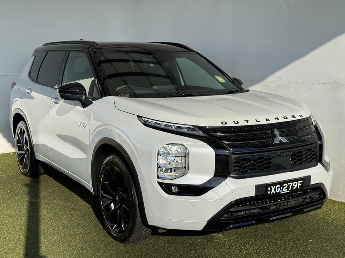 2025 Mitsubishi Outlander
