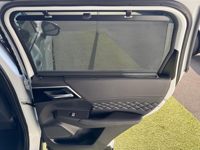 2025 Mitsubishi Outlander PHEV GSR
