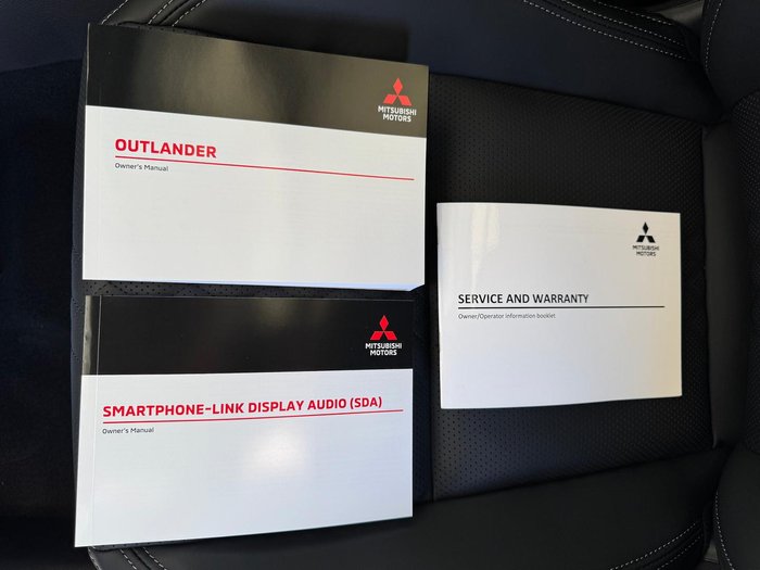 2025 Mitsubishi Outlander PHEV GSR