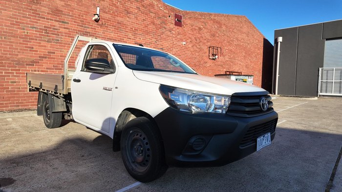 2019 Toyota Hilux Workmate TGN121R 4x2 Glacier White