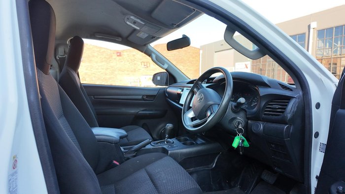 2019 Toyota Hilux Workmate TGN121R 4x2 Glacier White