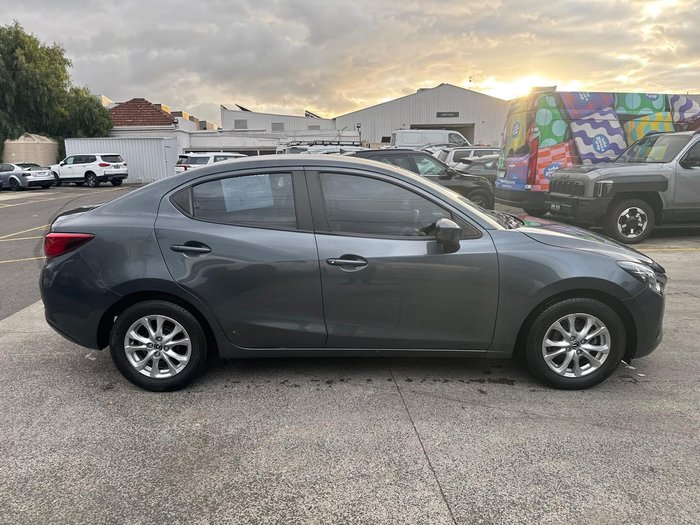 2015 Mazda 2 Maxx