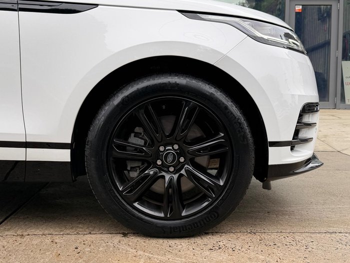 2023 Land Rover Range Rover Velar P400 R-Dynamic SE