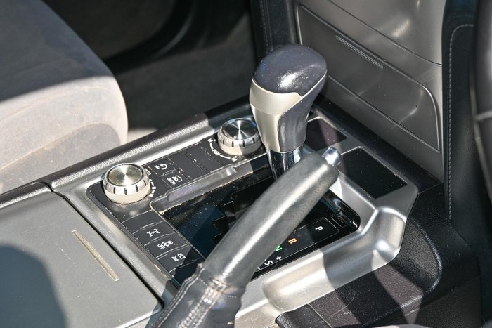 2016 Toyota Landcruiser GXL