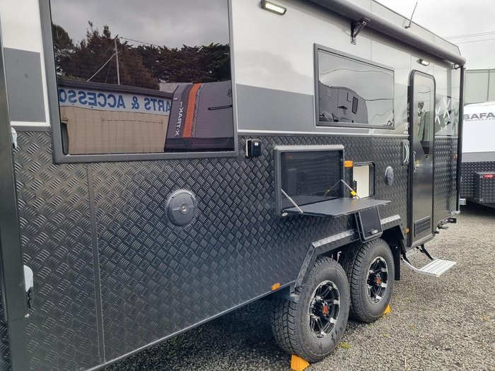 2025 Safari Caravans X-Trak196 Platinum
