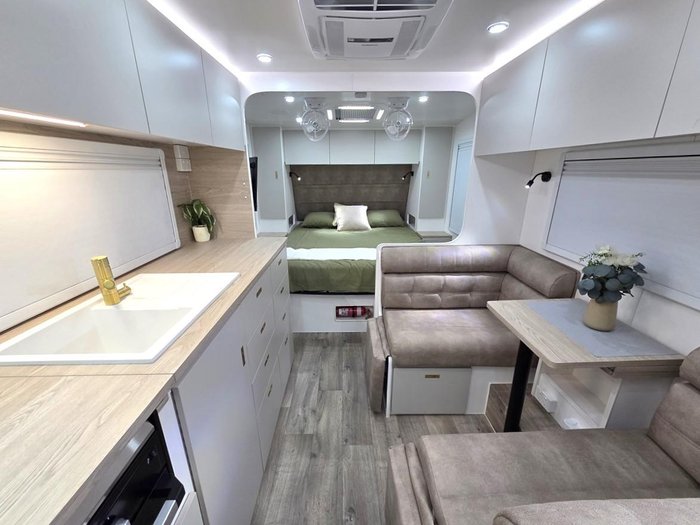 2026 Safari Caravans Delta20 Rear Door