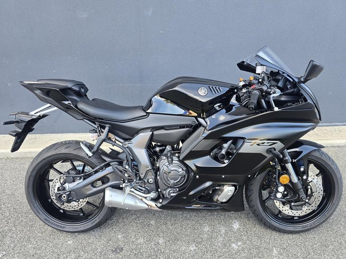 2025 Yamaha YZF-R7 LAMs YZF-R Black