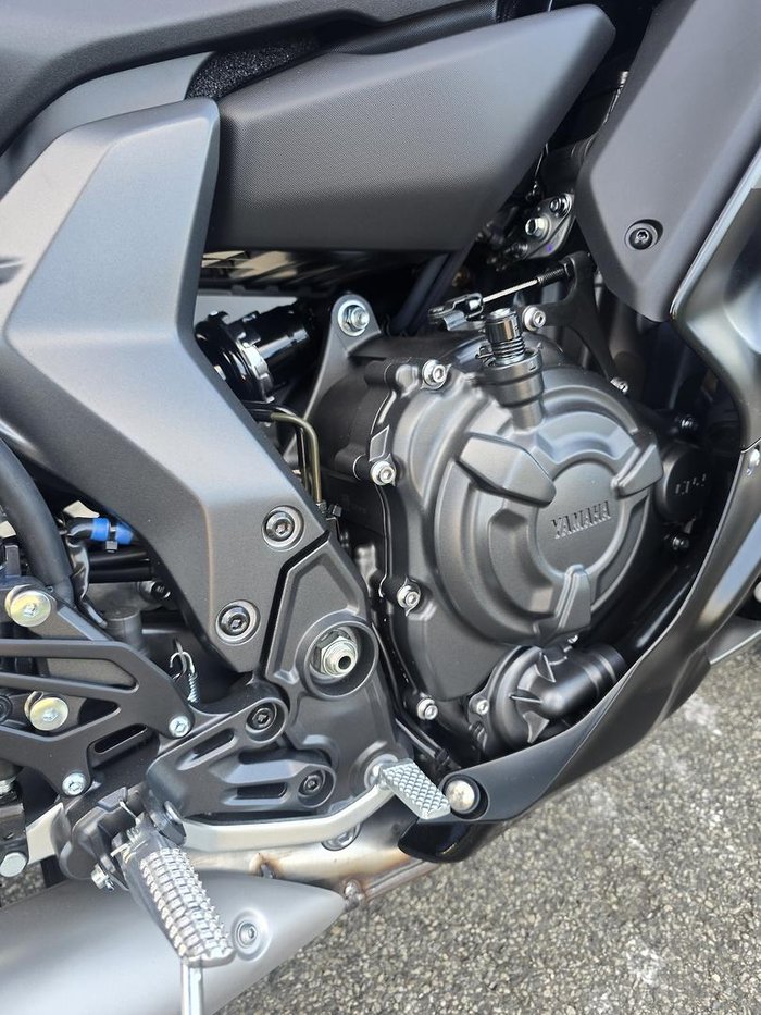 2025 Yamaha YZF-R7 LAMs YZF-R Black