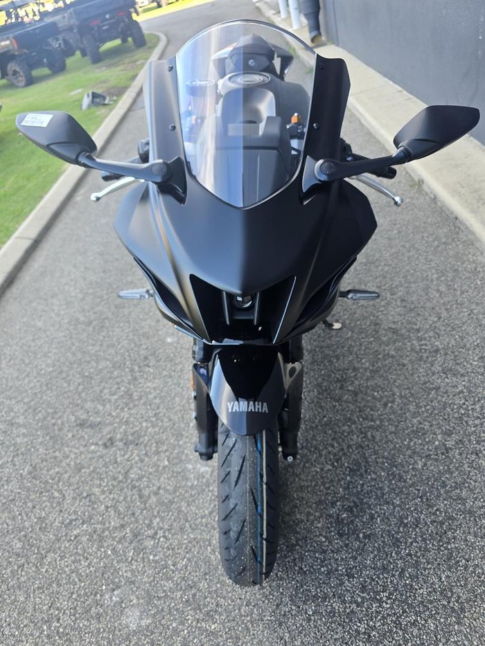 2025 Yamaha YZF-R7 LAMs YZF-R Black
