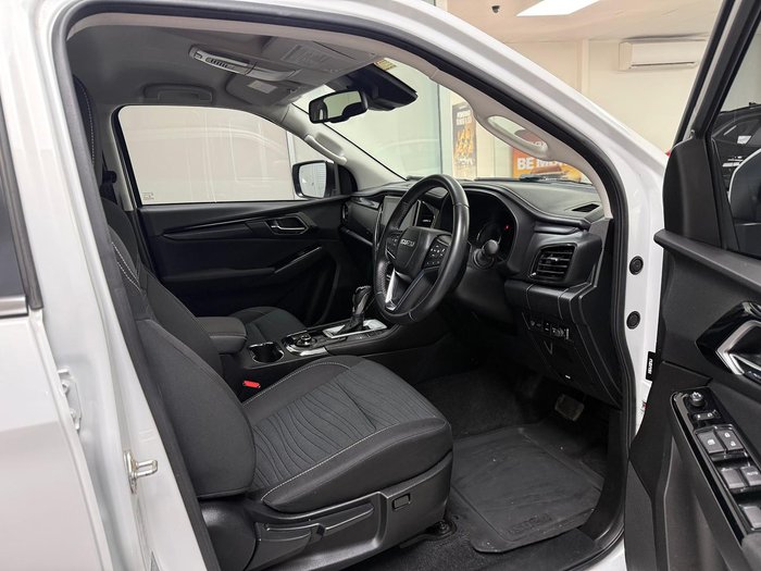 2023 Isuzu MU-X LS-U