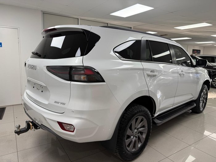 2023 Isuzu MU-X LS-U
