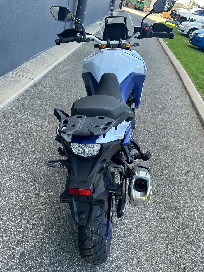 2026 Suzuki V-Strom 800DE V-Strom White