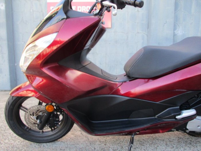 2015 Honda PCX MAROON