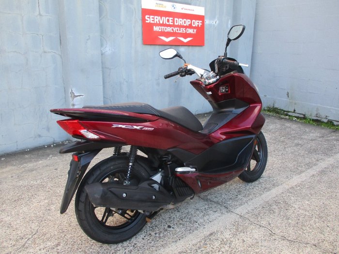 2015 Honda PCX MAROON
