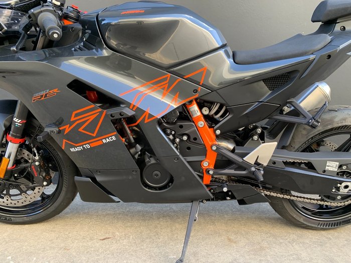 2026 Ktm 2026 KTM 990CC RC R BLACK