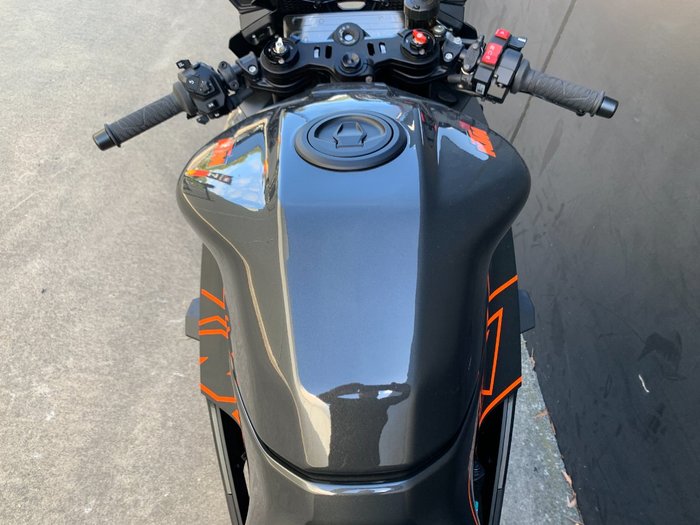 2026 Ktm 2026 KTM 990CC RC R BLACK